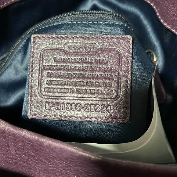 2013 Coach eggplant pebbled leather with dust bag & COA - Picture 14 of 14